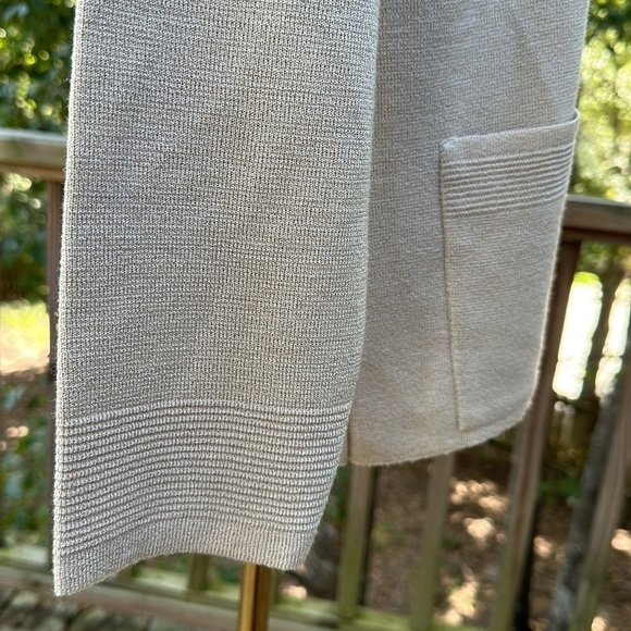 VINTAGE Taupe Cardigan Front Pockets Vertical/Horizontal Stitching XL - Picture 8 of 12